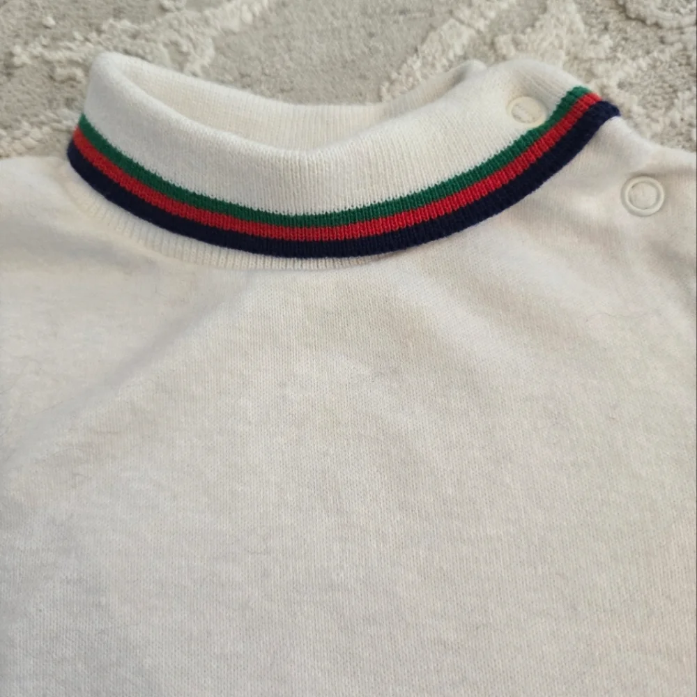 Vintage 1980s-1990s Disney Winnie The Pooh White Turtleneck
